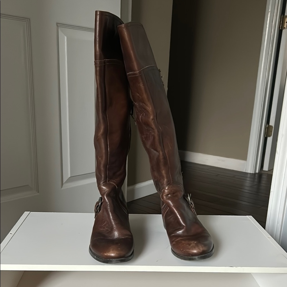 Elegant Brown Leather Riding Boots